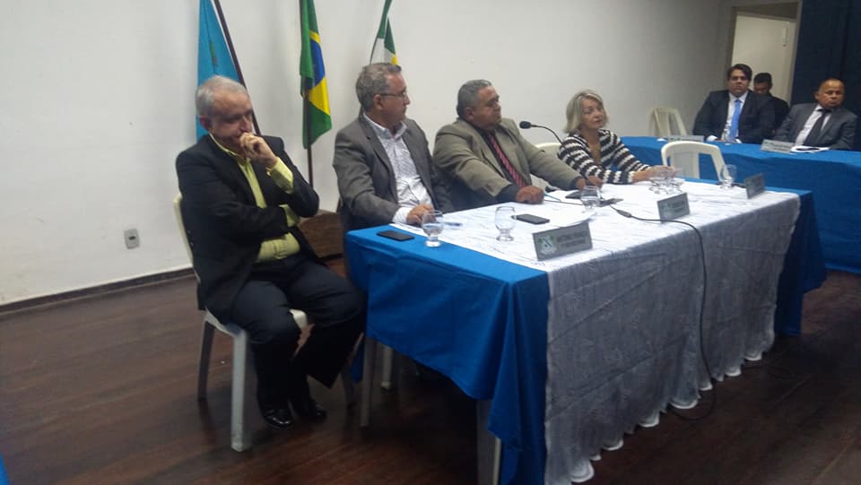 Leia mais sobre o artigo Câmara Municipal sessão solene