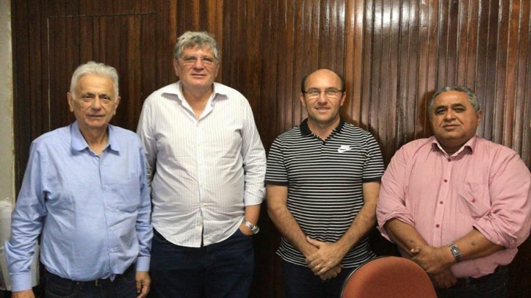 Leia mais sobre o artigo Presidente da Câmara Municipal Gerson Lima e o Prefeito Fernando, buscam retorno das obras da Reta Tabajara