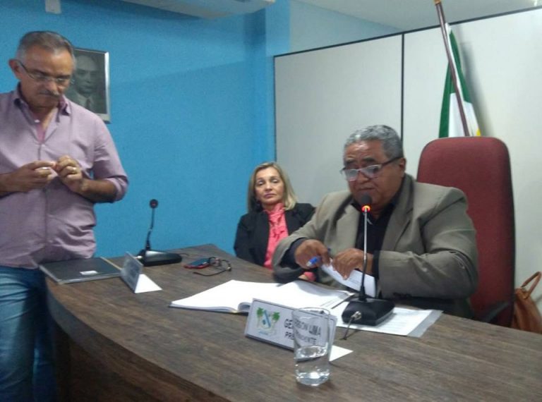 Leia mais sobre o artigo GERSON ANUNCIA INÍCIO DAS OBRAS DA ESCOLA DE ENSINO PROFISSIONALIZANTE EM MANGABEIRA