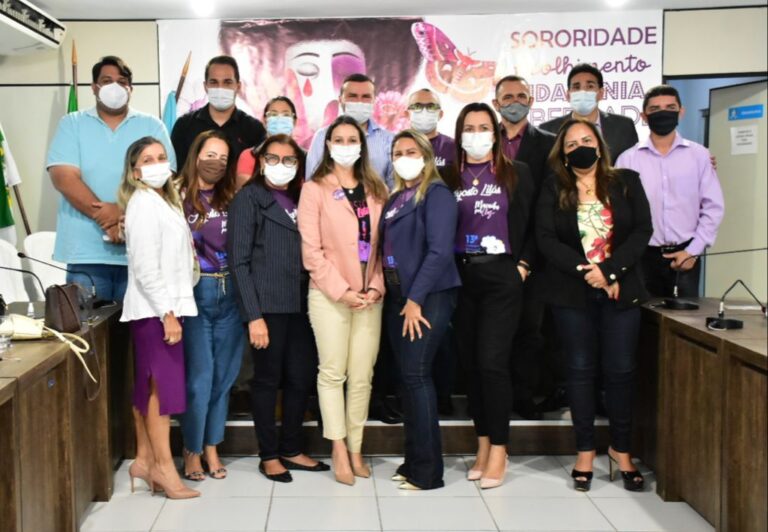 Leia mais sobre o artigo SESSÃO SOLENE ALUSIVA AO AGOSTO LILÁS