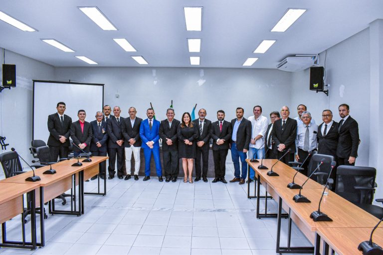 Leia mais sobre o artigo Sessão Solene alusiva ao dia do maçom e ao 38º aniversário da Loja Maçônica Leal Independência, sediada em Macaíba