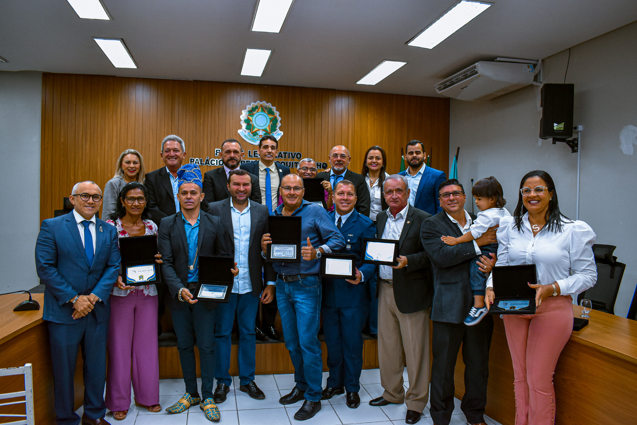Leia mais sobre o artigo Sessão Solene para outorga de Títulos de Cidadania Macaibense e Comendas da ordem do mérito 🎖️